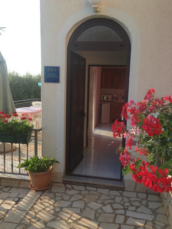 Apartments Marica Πόρετς Εξωτερικό φωτογραφία