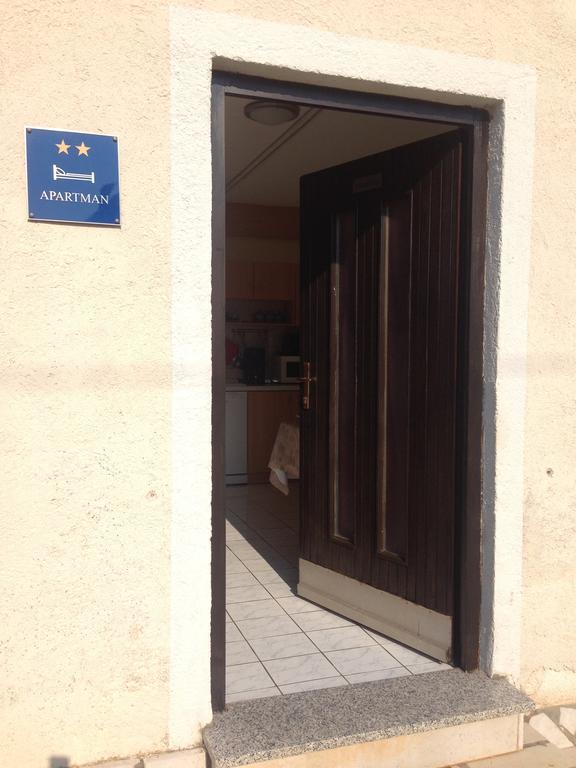 Apartments Marica Πόρετς Εξωτερικό φωτογραφία